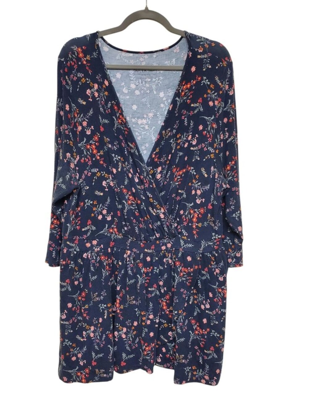 Torrid Woman's Dark Navy Floral Long Sleeve Knit Surplus Tunic Plus Size 3 / 3x